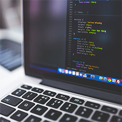 英超尤文这波关键时刻两次误判太反常，懵了，真正关键被忽略了，开云热榜